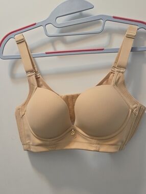 WIRELESS PADDED PUSH-UP BRA
